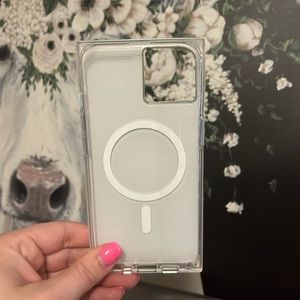 Casemate iPhone 14 bright neon green case